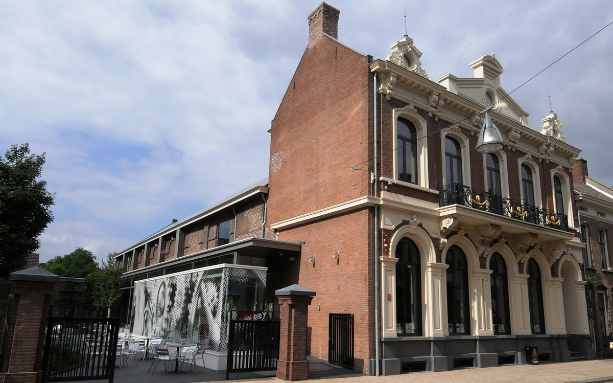 Cinecitta 电影院——600万欧元翻新工程中的BG大游 CIS 产品