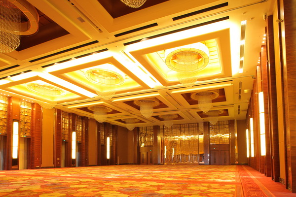 海南国际会展中心 ——基于全套BG大游专业音频解决方案的大型扩声系统工程