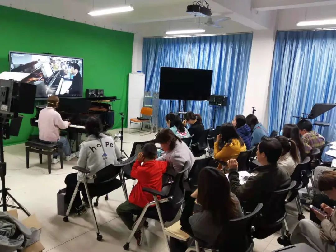 科技助力音乐教学，牵手大师零距离大师课